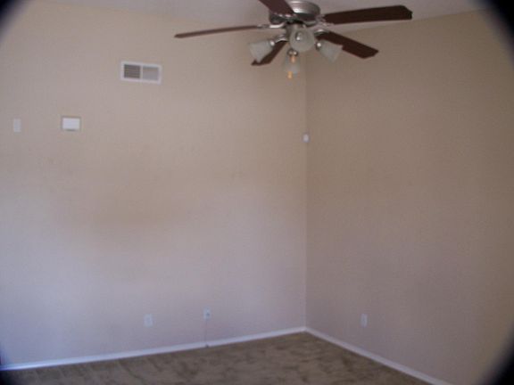 4th image of 508 Winterspring Pl