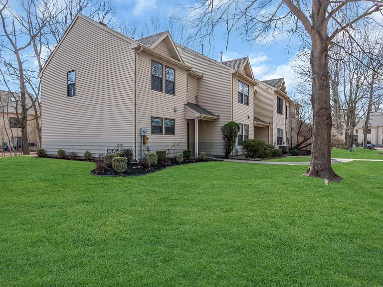 30 Eucalyptus Ct — Photo 6