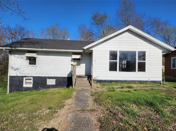 409 N Robert A Stalls Ave, Carbondale, IL 62901