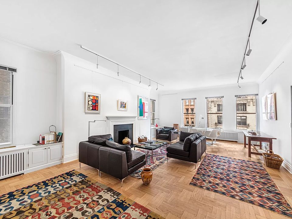 1st image of 180 W 58th St #9D