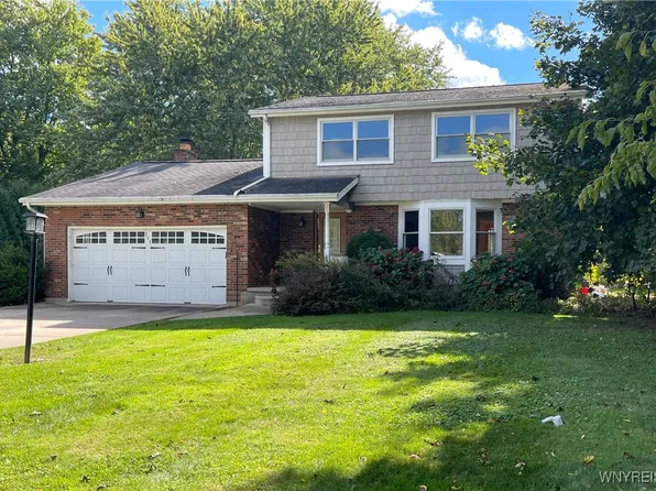 710 Hillview Ct, Lewiston, NY 14092