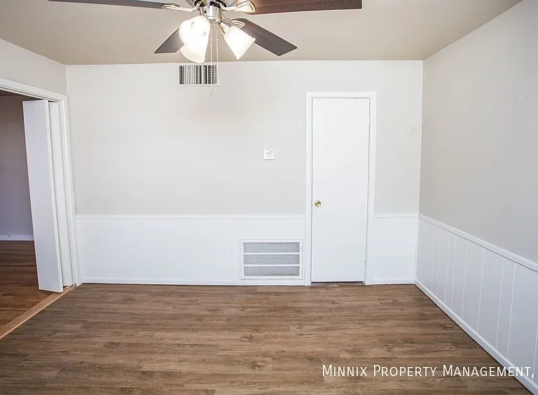 4309 32nd St — Photo 13