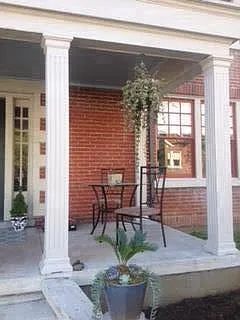 Lovely front patio