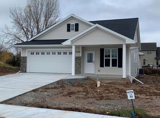 N9365 Gemstone Ct, Appleton, WI 54915