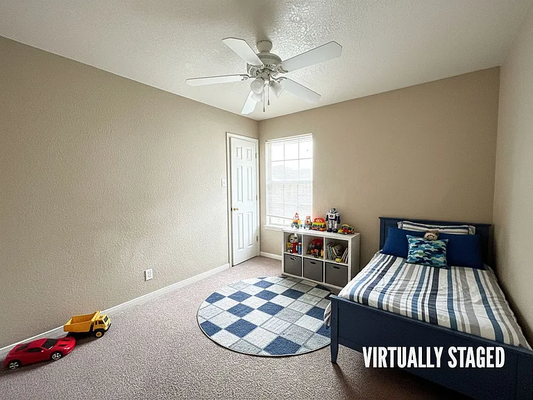 4702 John David Dr — Photo 13