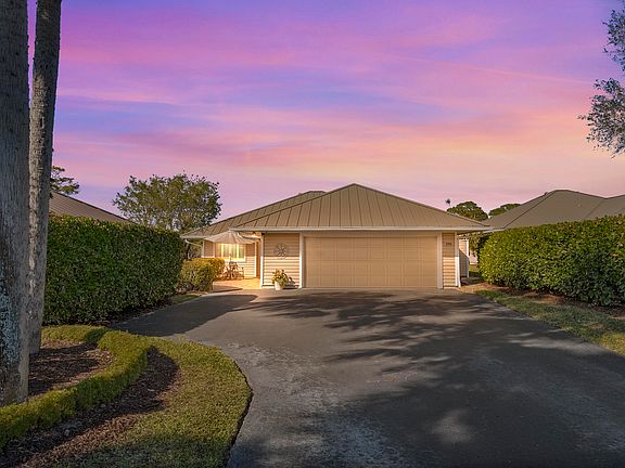 2nd image of 5143 SE Club Way