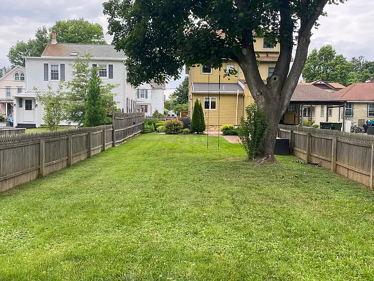 130 E Marshall Ave — Photo 6