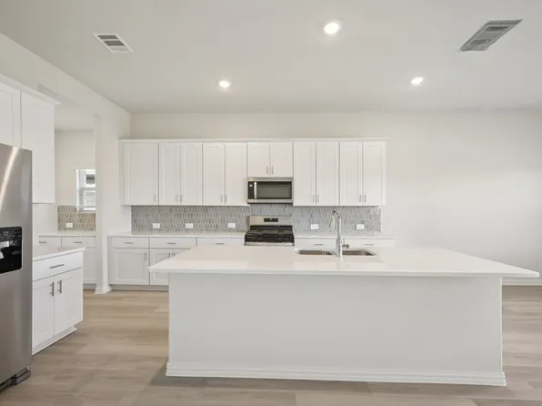 2210 Windy Trl, Princeton, TX 75407