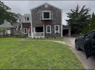 66 Howland Ave, Jamestown, RI 02835