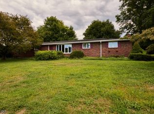 264 Ridge Rd, Phillipsburg, NJ 08865