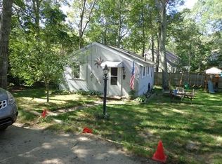 20 Sunset Ave, Plymouth, MA 02360