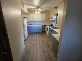 527 S 12th St, Bismarck, ND 58504