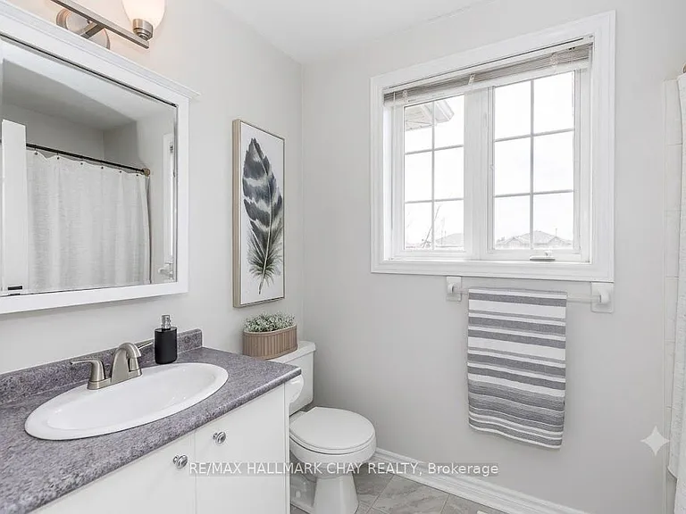 69 Kenwell Cres — Photo 26