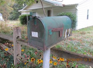 424 13th St, Rainelle, WV 25962