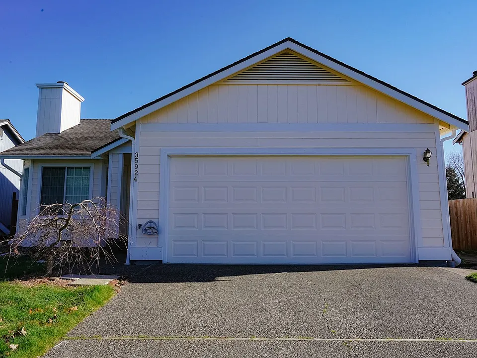 35924 18th Ave SW