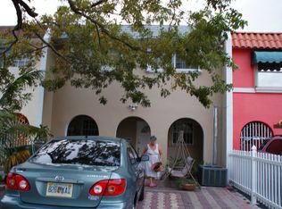 6880 W 2nd Ct, Hialeah, FL 33014