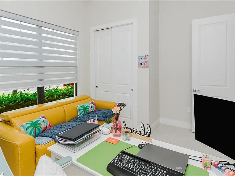 4302 Washington Pl — Photo 24