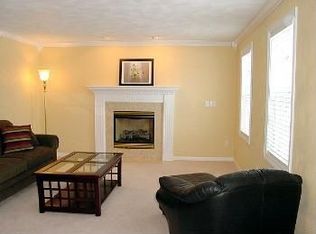 4812 N Tanglewood Dr, Appleton, WI 54913