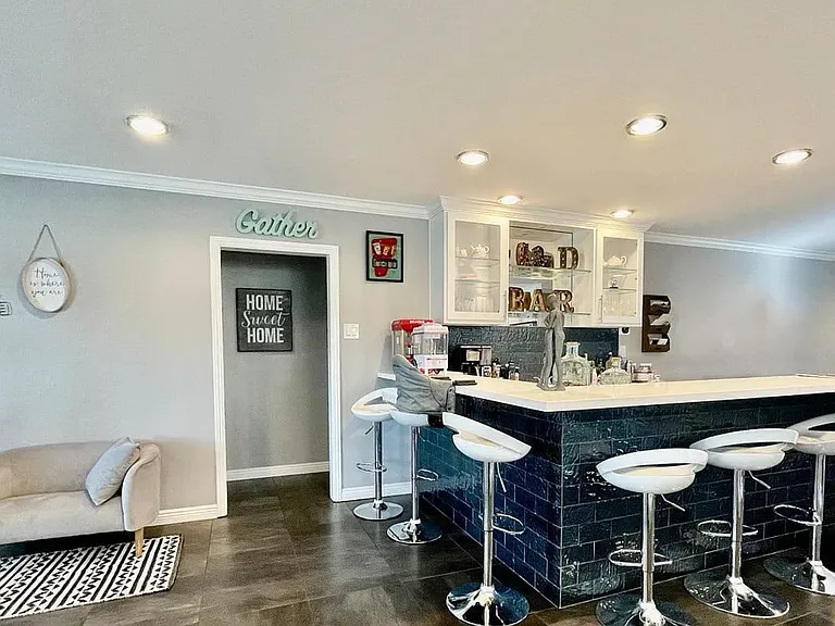 5424 Coldbrook Ave — Photo 3
