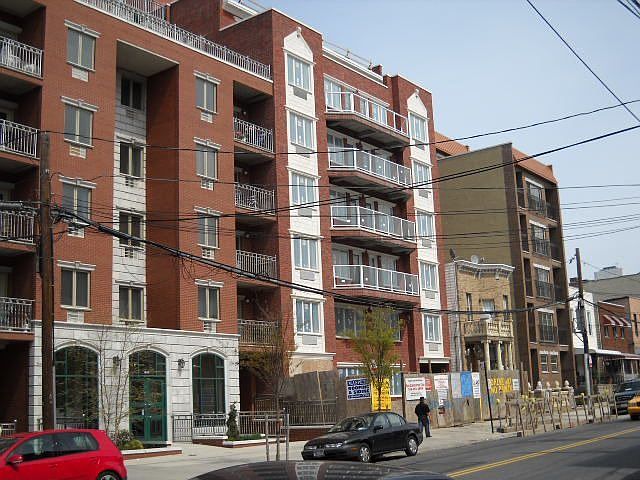 1st image of 2325 31st Ave #2A