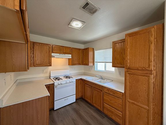 5th image of 217 N Spruce Ave #D