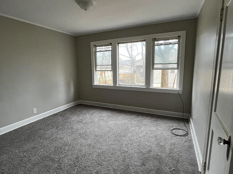 2153 Memorial Ct #3 — Photo 9