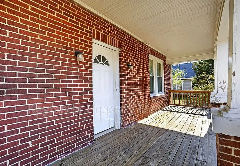 2405 Freeman Mill Rd — Photo 31