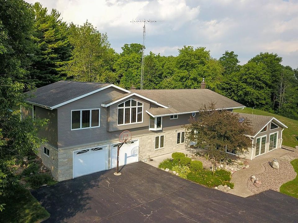 1st image of N10693 County Road H