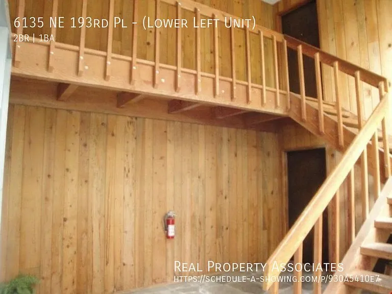 6135 NE 193rd Pl #LOWER LEFT — Photo 2