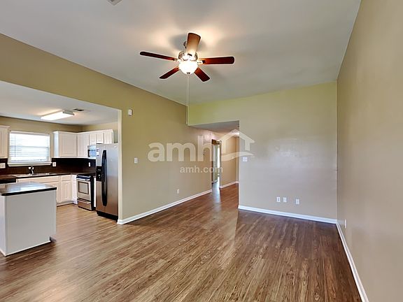 5th image of 3926 Cloudbluff Ln