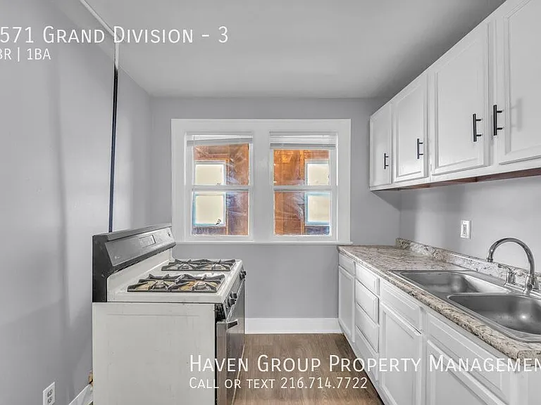 9571 Grand Division Ave #3 — Photo 10
