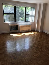 Rented by Metropolis Real Estate of Manhattan