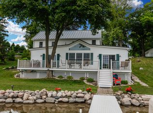 34725 Elm St, Oconomowoc, WI 53066