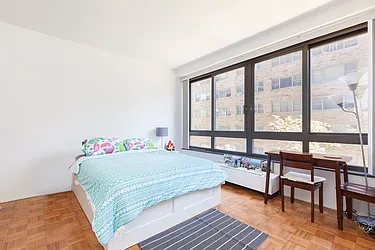 Rented by Luxus Manhattan Realty