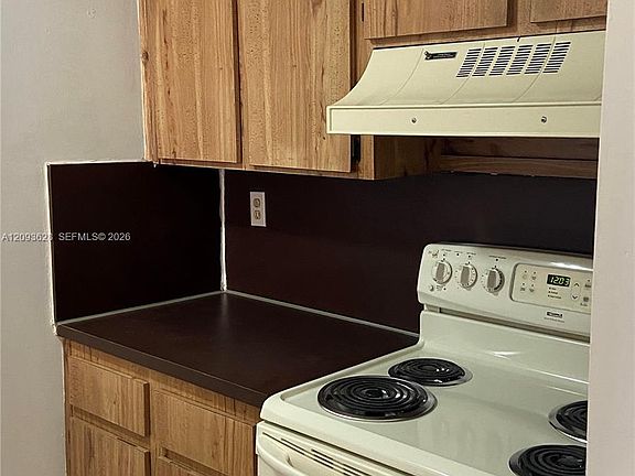 3rd image of 440 E 23rd St APT 1416