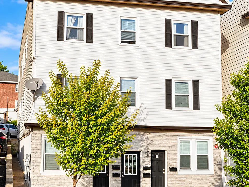 62 Mill Rd #1R