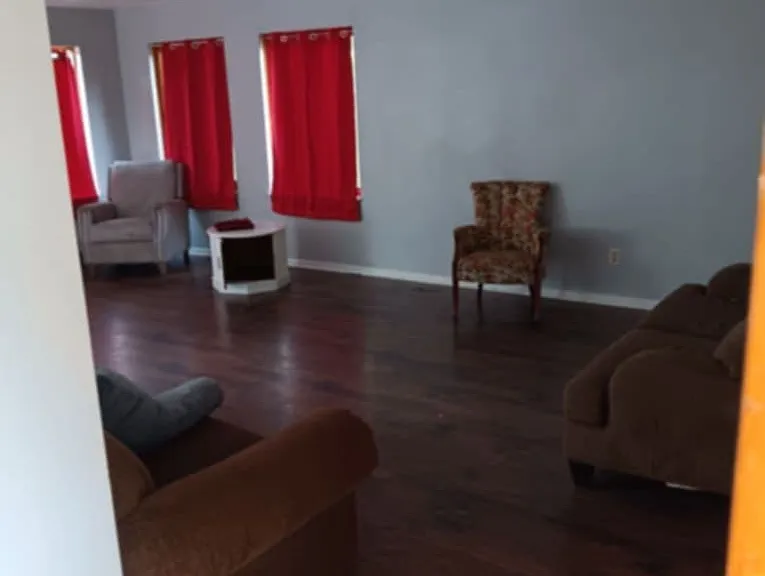 1120 Arlington Ave — Photo 10
