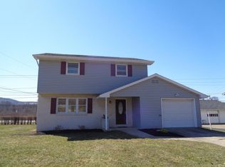 14 Howard Ave, Sugarloaf, PA 18249