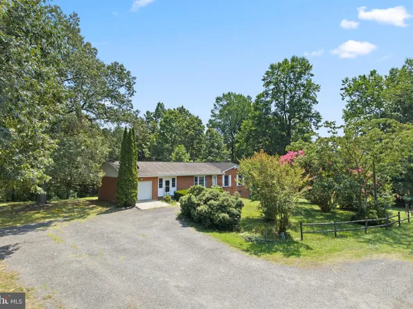 4834 Gallant Green Rd, Waldorf, MD 20601
