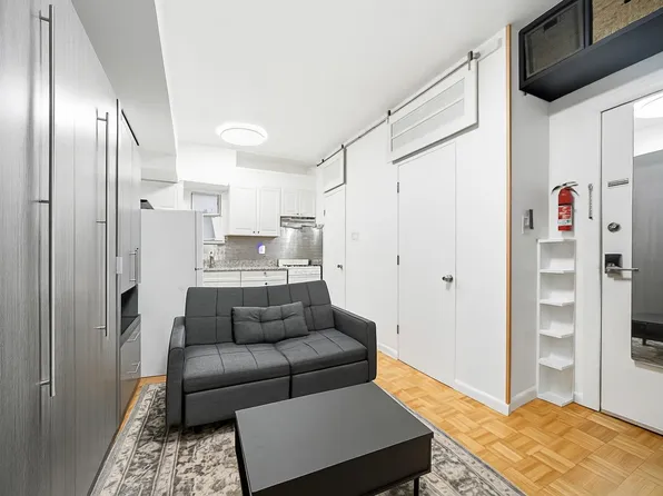 165 7th Street image 3 of 11