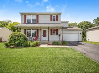 89 Coyote Ct, Pinckney, MI