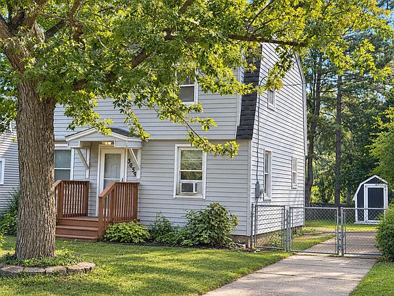 3rd image of 3039 Overhill Rd
