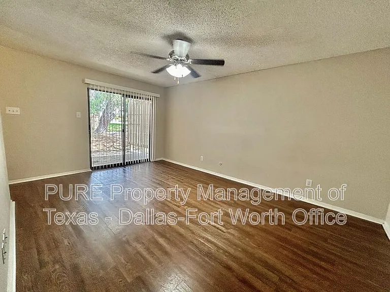 4707 Burning Springs Dr — Photo 21