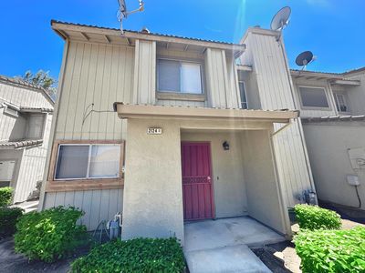 2124 Mount Vernon Dr APT E, Modesto, CA, 95350