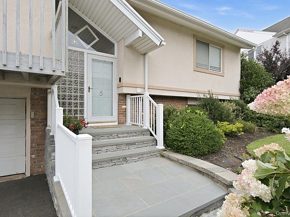 2nd image of 5 Willow Street