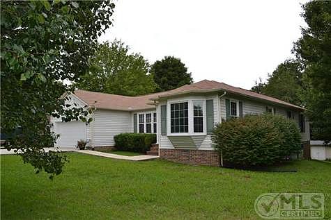 2nd image of 834 Chickasaw Trl