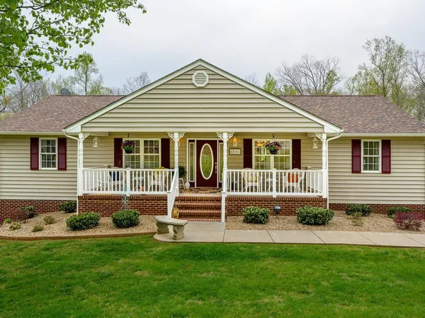 130 Collee Ln, Madison Heights, VA 24572