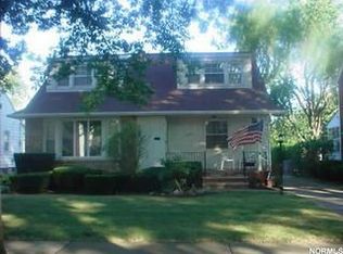 5958 Hodgman Dr, Parma Heights, OH