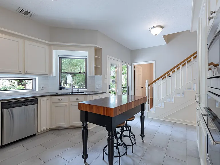9 Mallard Glen Pl — Photo 24