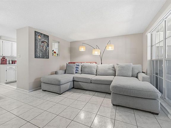 4th image of 4218 Terrapin Pl #D